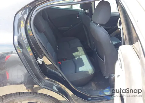 2016 Scion Ia z USA, uszkodzony, nr VIN 3MYDLBZV8GY126367